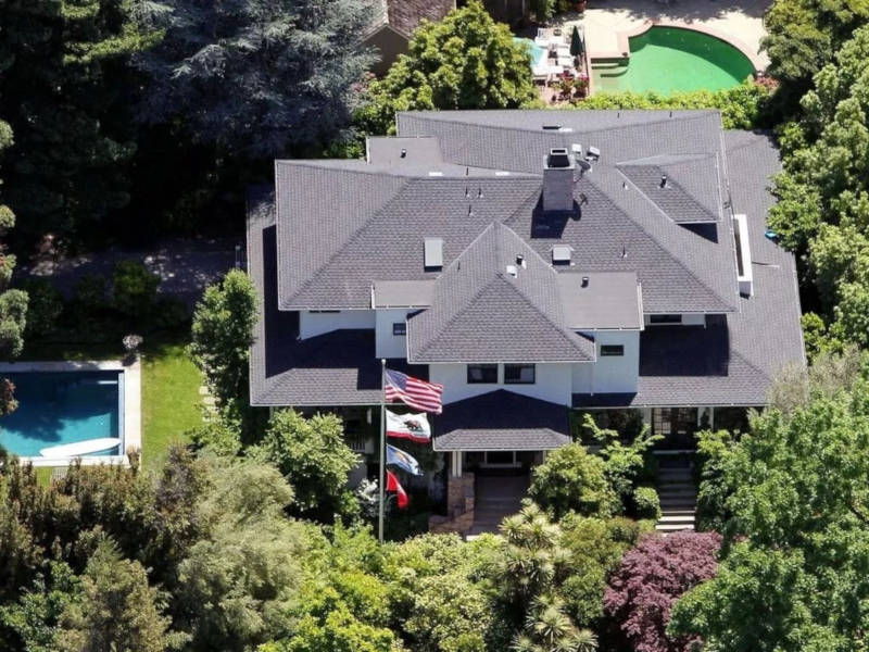 Photo of Mark Zuckerberg House