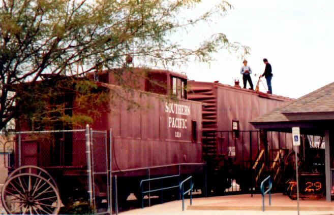 deming_boxcar_hg_jhr.JPG (56016 bytes)